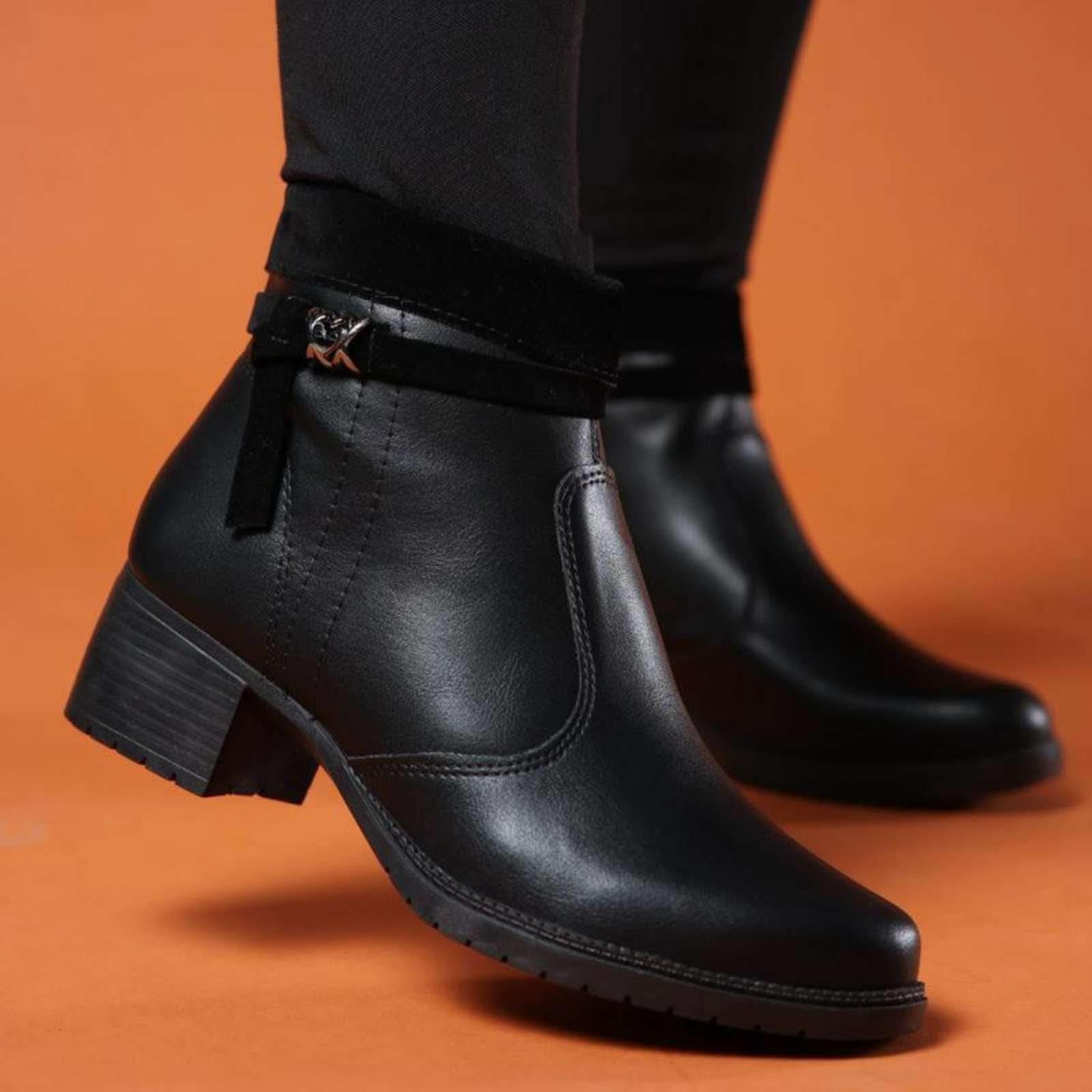 BOTA FEMININA COURO NAPA CONFORT JHENY - Banana Calçados -